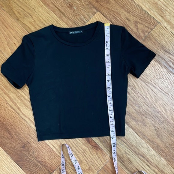 Zara black cropped tee - Picture 5 of 8
